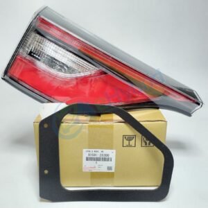 Genuine Toyota Estima Hybrid Rear Tail Gate Lamp Stop Light Lamp 81591-28300 Lh