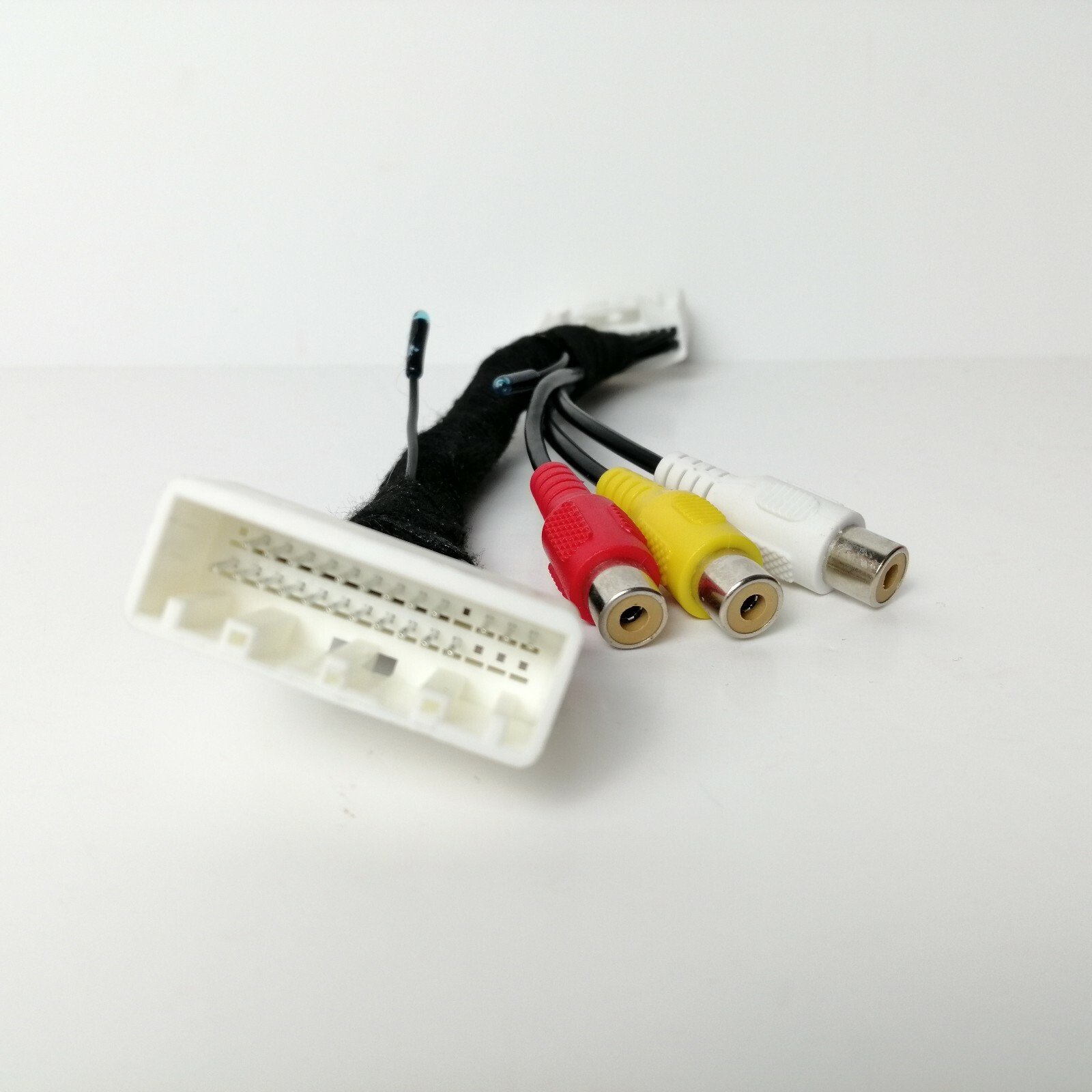 Audio Video Input Cable For Toyota & Lexus Touch & GO 2 CT200H Prius Auris Yaris - Image 7