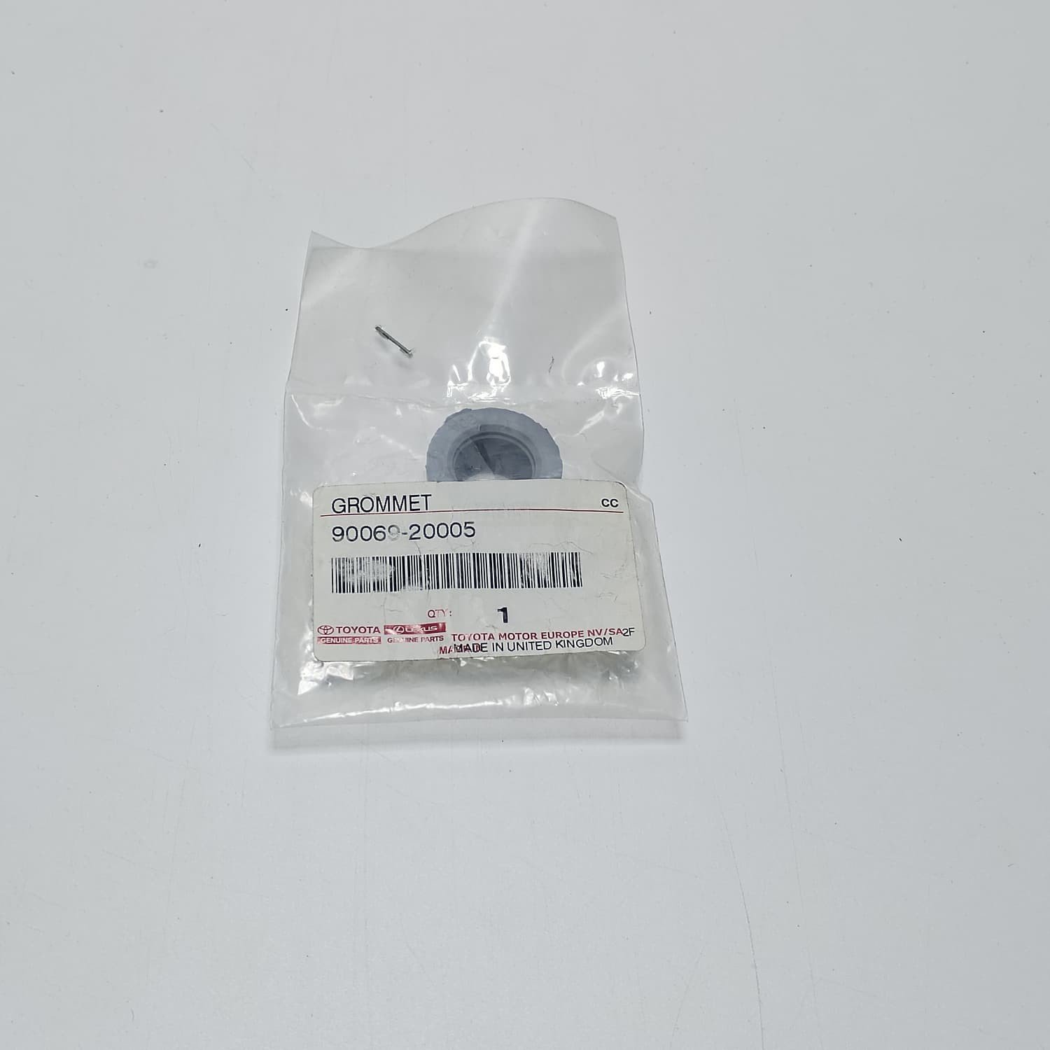 Genuine Toyota Corolla IM Grommet 2017-2018 Oem Part 90069-20005