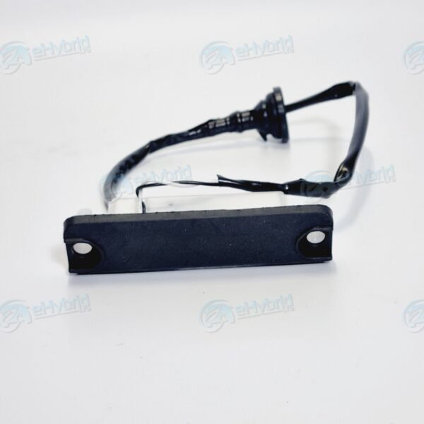 Toyota Prius Boot Opener Switch Tailgate Switch ASSY 2004 to 2009  84840-47010 - Image 3