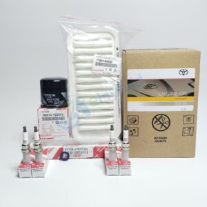 Genuine Toyota Yaris Service Kit 1999-2005 1.3L SCP12 Spark Plugs Oil & Filters