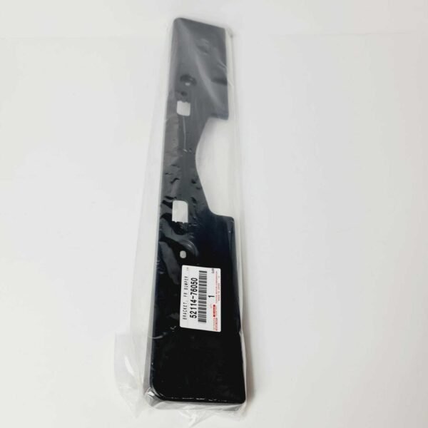 LEXUS CT200H FRONT BUMPER BRACKET NUMBER PLATE SURROUND PLINTH GENUINE PART - Image 3