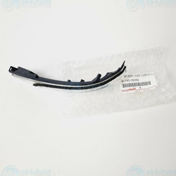 GENUINE TOYOTA AVENSIS INDICATOR MIRROR LAMP TURN SIGNAL LH REPEATER 81740-05050 - Image 5