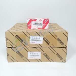 Genuine Toyota Sienta Rear Brake Discs & Pads Lh & Rh 42431-52130 & 04466-52180